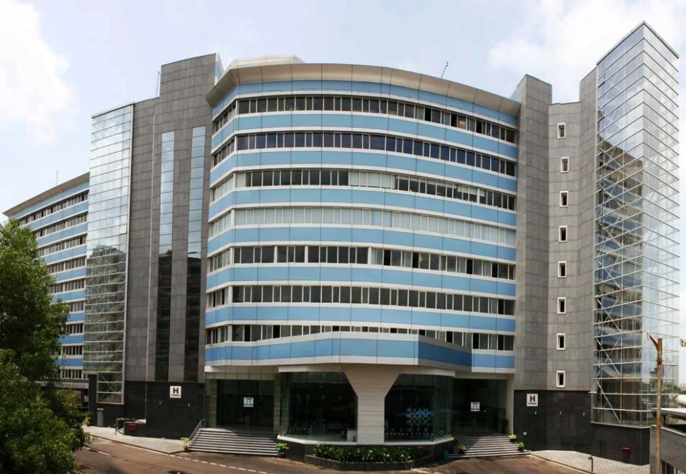 BDB EXTERIOR / CAMPUS PHOTOGRAPH